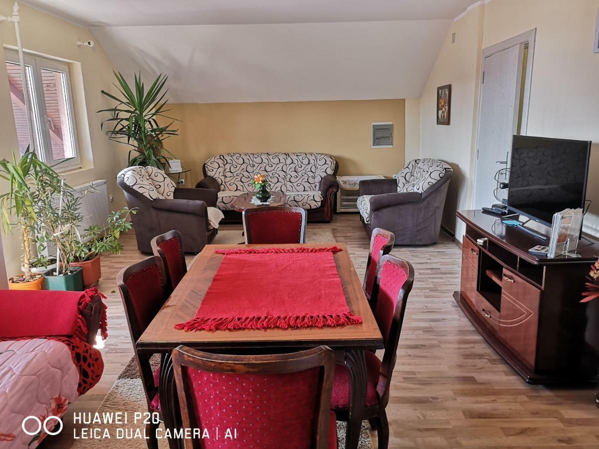Apartmán Jezero Aranđelovac Exteriér fotografie